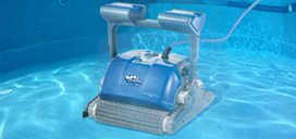 automatic pool cleaner with bag on , Dolphin M4 Supreme and Dolphin M5 Supreme Robotic pool cleaners ...